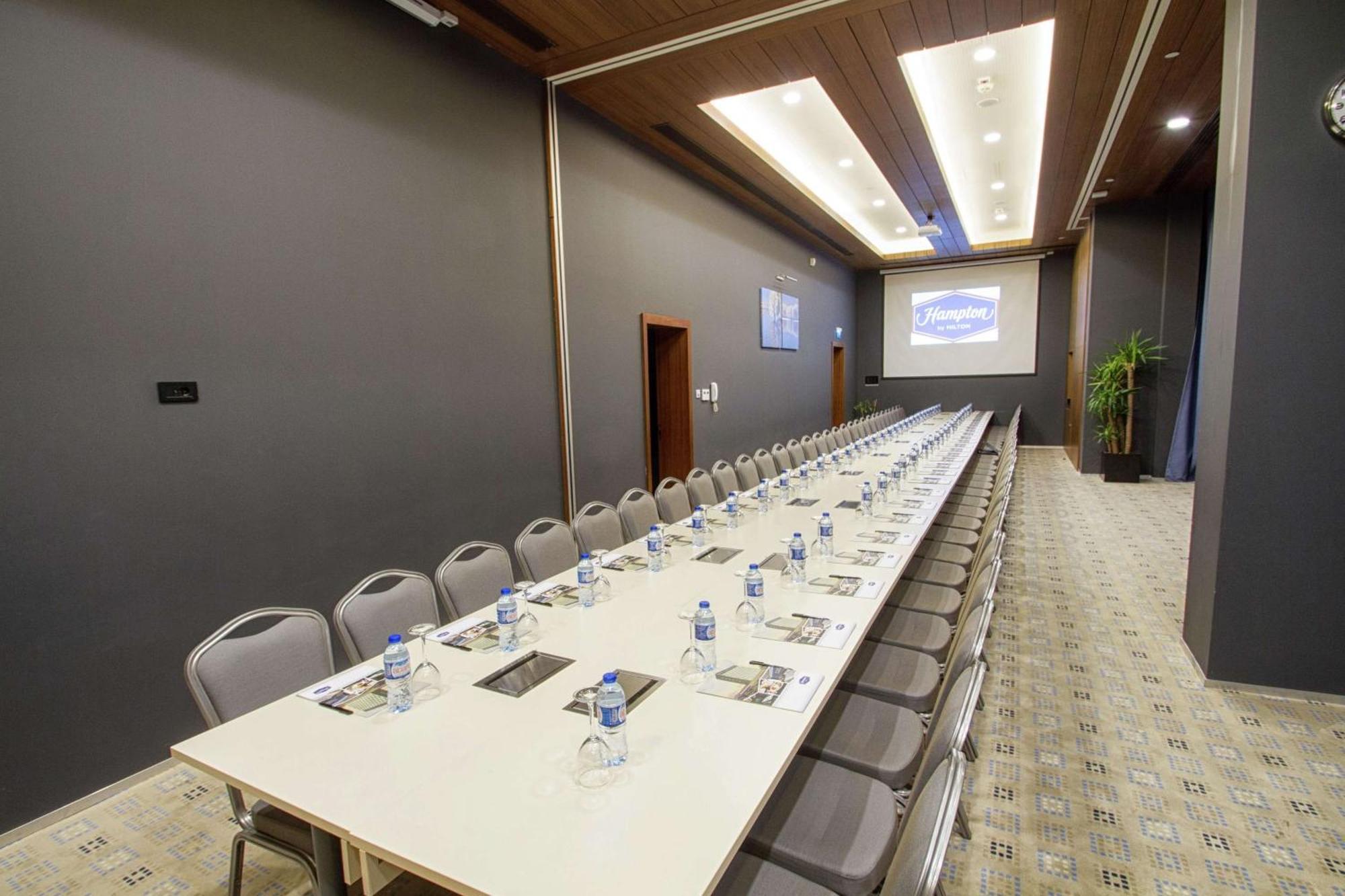 Hampton By Hilton Bolu Hotel Ngoại thất bức ảnh